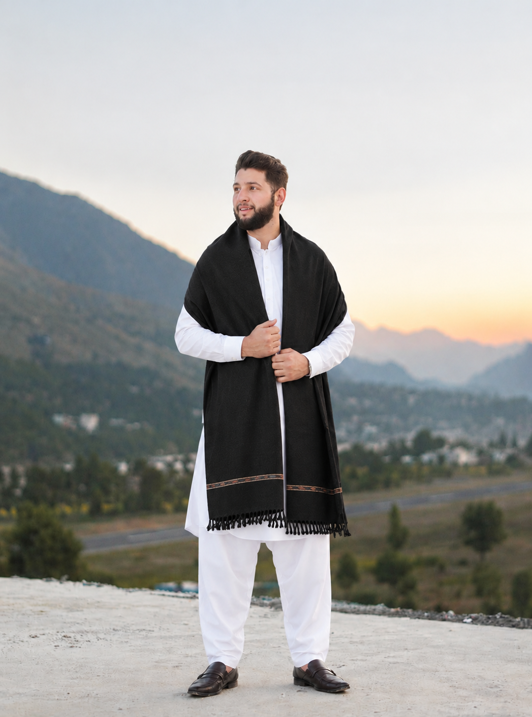 Black Shwal + White Suit Gul Ahmad