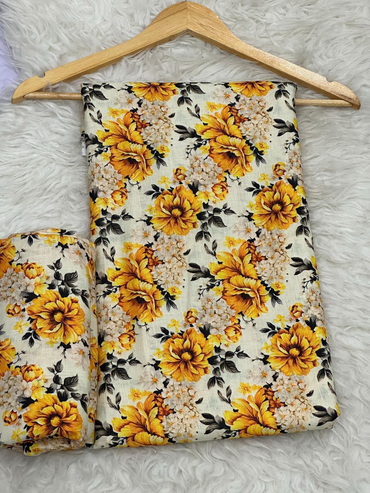 Bonanza Khaddar 2-Piece Unstitched