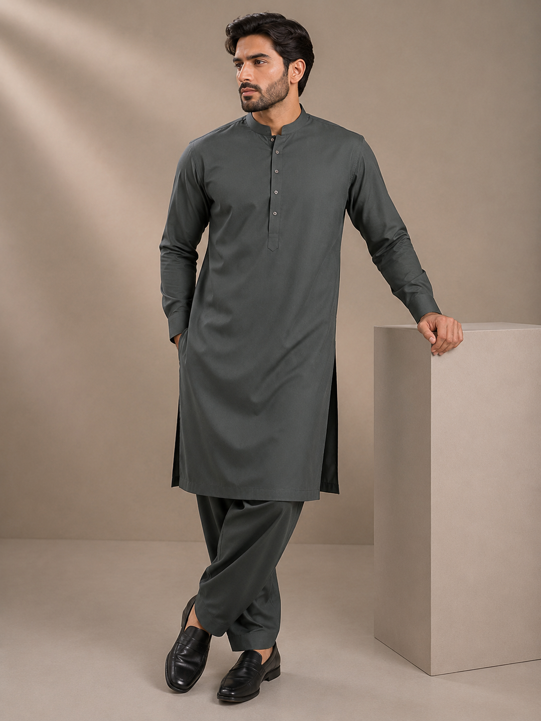 J. AZZARO NA-06